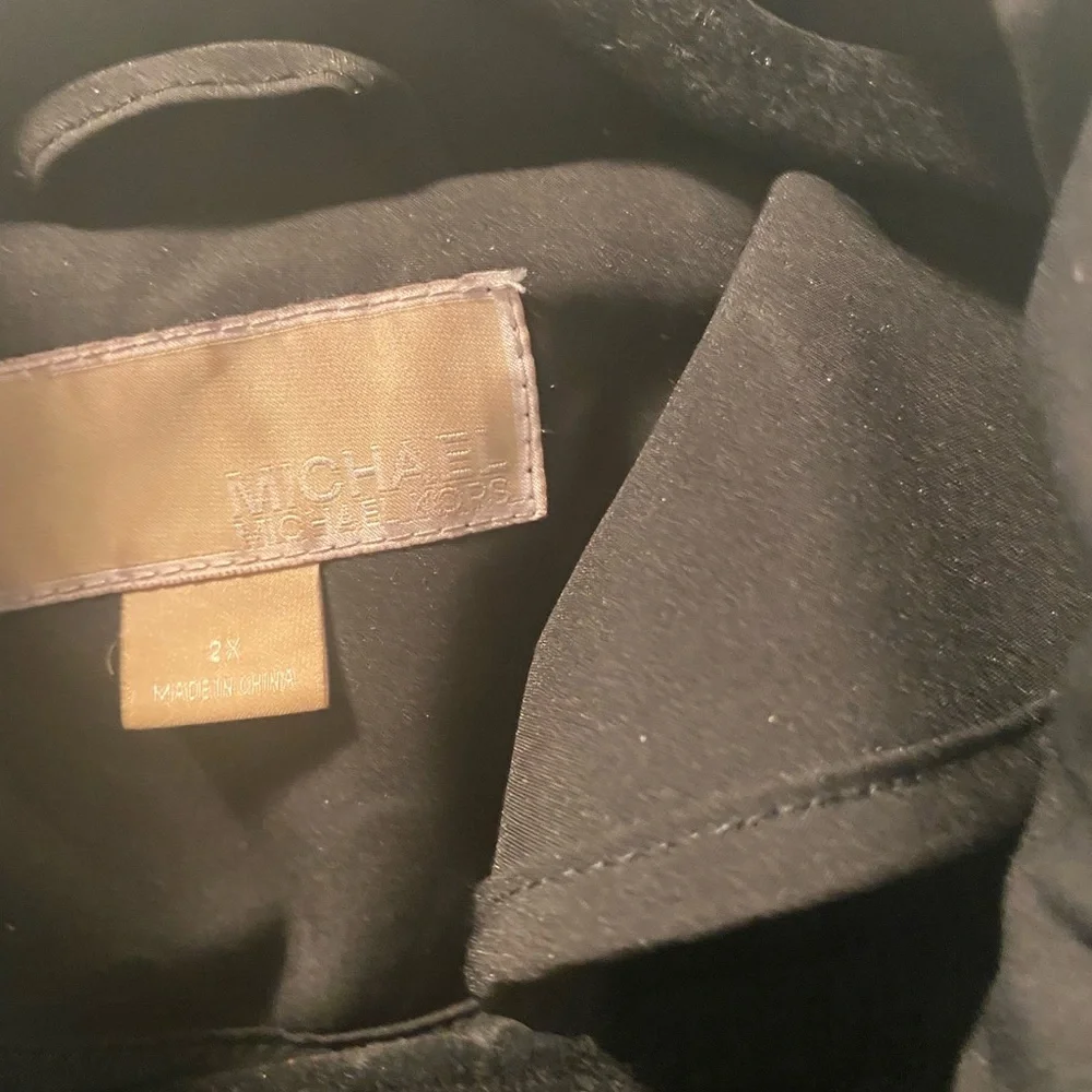 Coat - Picture 2 of 2